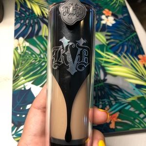 Kat Von D Lock-It Foundation